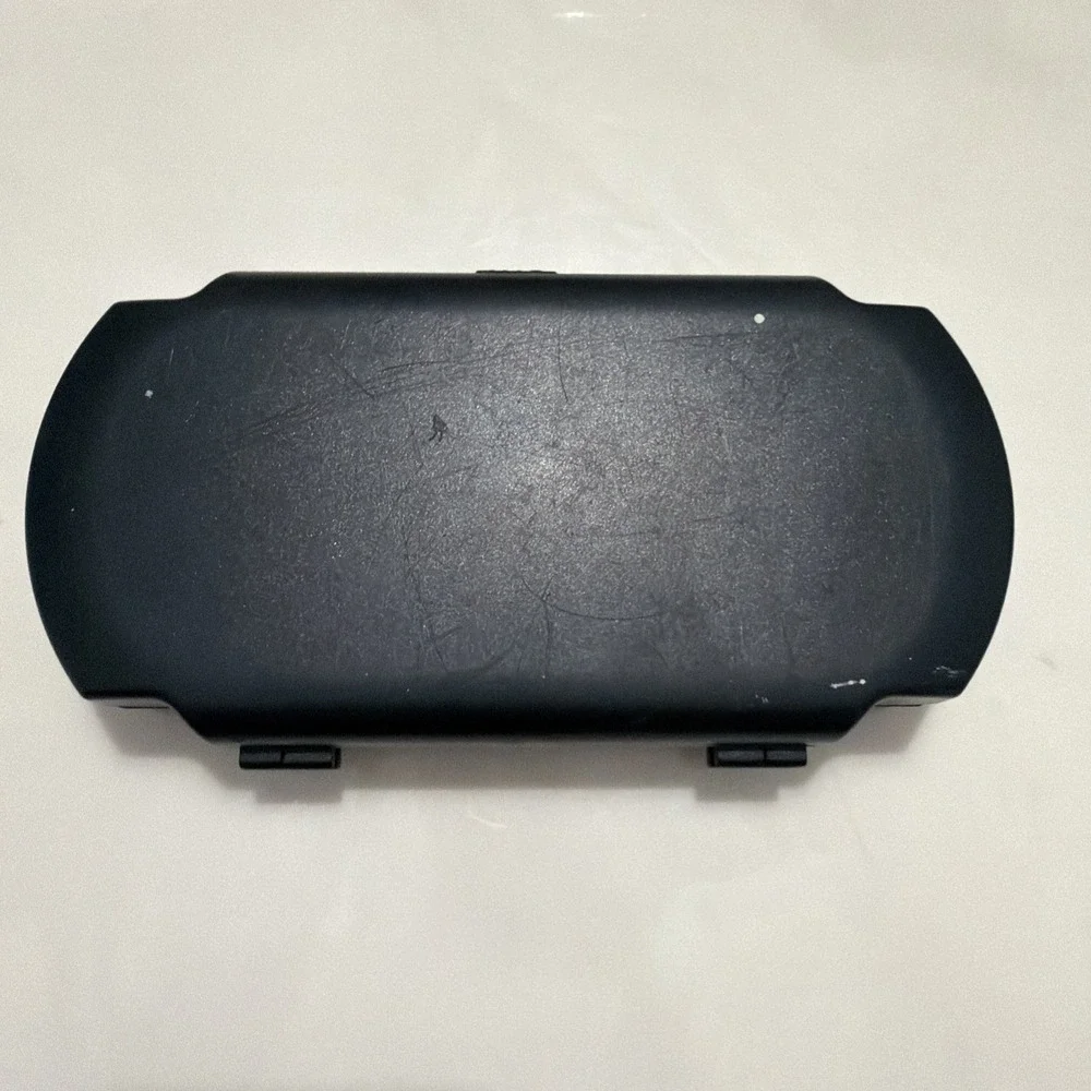 Sony PlayStation Portable PSP UMD Black Hard Game Disc Clamshell Storage Case